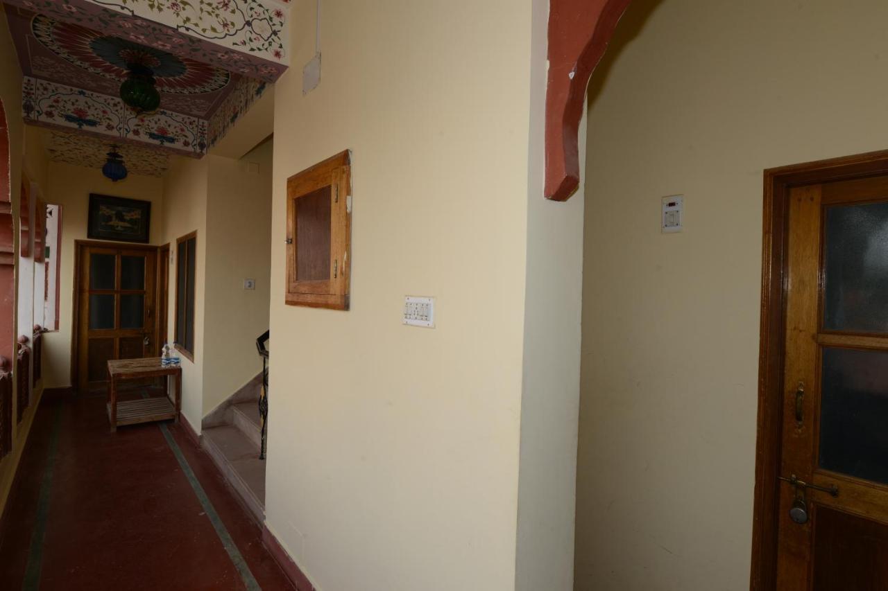 Hotel Harasar Haveli Биканер Экстерьер фото