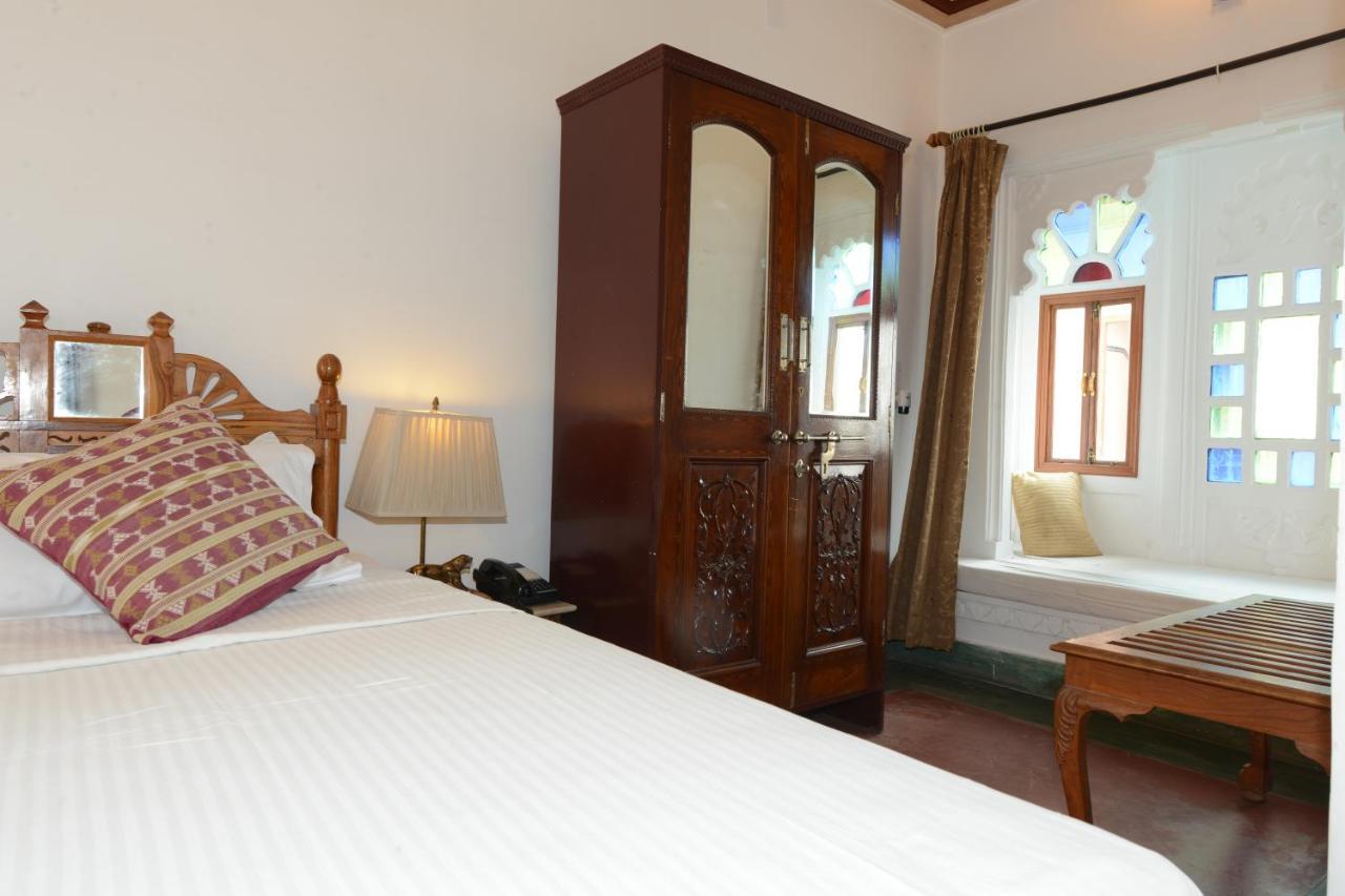 Hotel Harasar Haveli Биканер Экстерьер фото