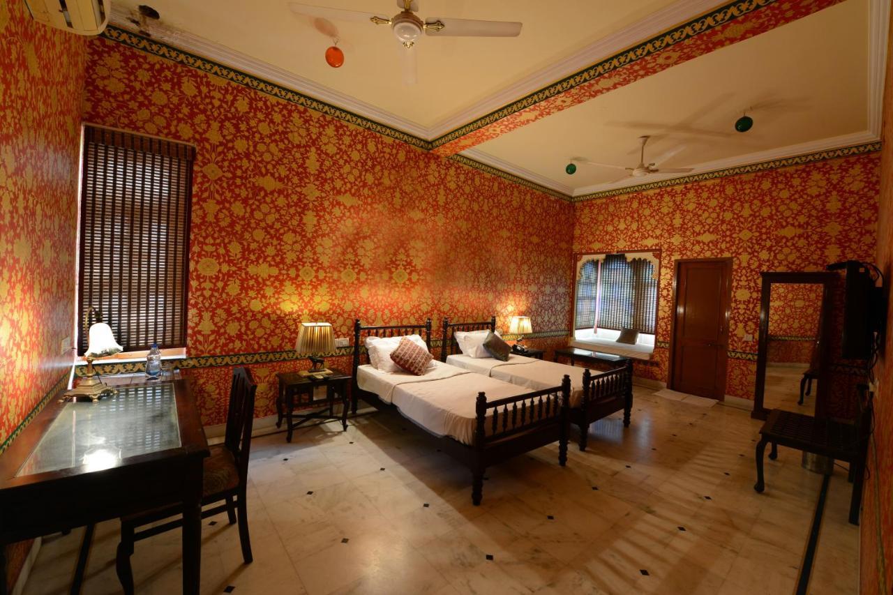 Hotel Harasar Haveli Биканер Экстерьер фото